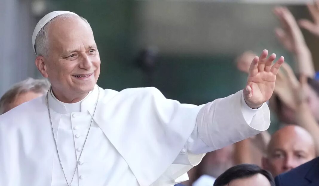 Italy Pope 7866 c0 102 2458 1535 s1200x700.jpg