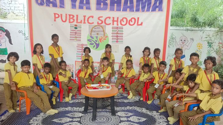 सत्यभामा पब्लिक स्कूल में मनाया रक्षाबंधन महोत्सव