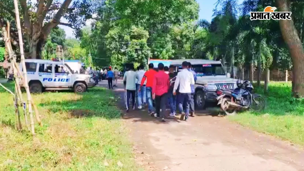 भाजपा कार्यकर्ताओं ने तृणमूल नेता के घर का किया घेराव, लगाये ‘चोर-चोर’ के नारे