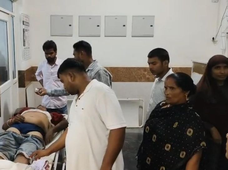 सीवान में ट्रक ड्राइवर का शव मिला:परिजनों ने मर्डर की आशंका जताई, पुलिस ने दी करंट से मौत की सूचना