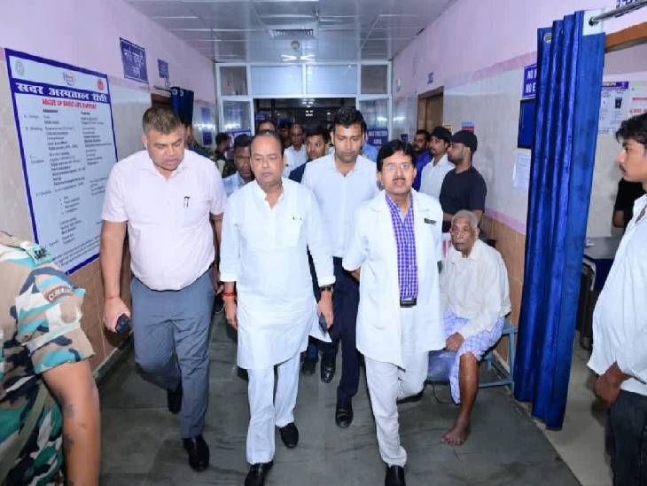 स्वास्थ्य विभाग ने संदिग्ध की निगरानी के आदेश दिए:बुखार, खांसी, सिरदर्द जैसे लक्षण… रिम्स ओपीडी आने वाले 35 प्रतिशत मरीज बढ़े