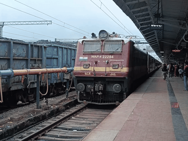 Indian Railways Train Cancellations & Patna-Howrah Special Extended
