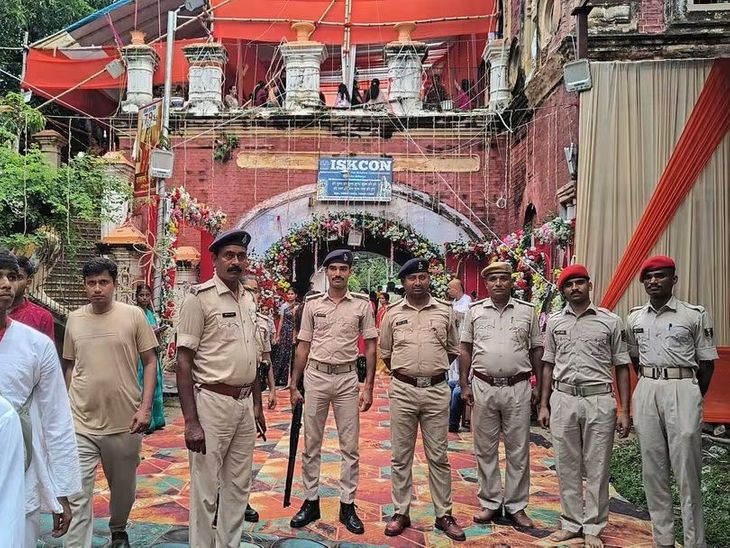 दरभंगा में जन्माष्टमी पर पूजा पंडाल तैयार:शहर और गांवों में मेले का आयोजन, 332 स्थानों पर दंडाधिकारी की है तैनाती