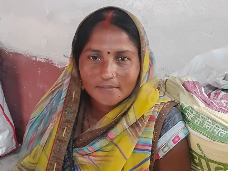 भोजपुर में जहरीले सांप ने महिला को काटा:झाड़फूंक के चक्कर में गई जान, हालत बिगड़ने पर अस्पताल लेकर गए