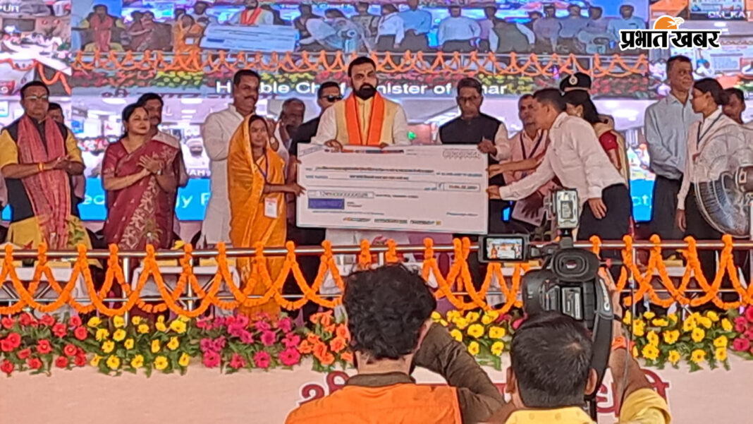 गंगा के पानी पर बिहार का हक, सीएम सम्राट ने प्रधानमंत्री से की मांग, बोले- चार महीने नहीं पूरे साल चाहिए पानी
