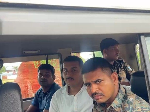 साइबर थाना के दारोगा 30 हजार रुपए रिश्वत लेते गिरफ्तार:गिरिडीह में ACB ने रंगेहाथ पकड़ा, पुलिस महकमे में मचा हड़कंप