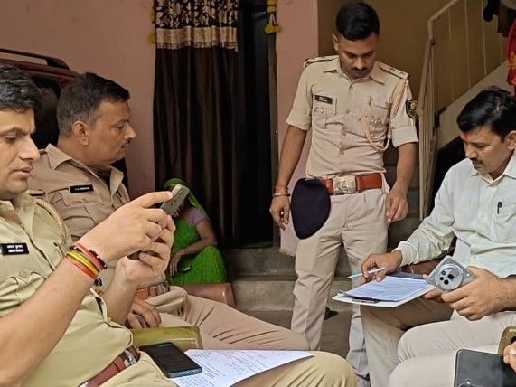 पटना में मुजफ्फरपुर की छात्रा ने किया सुसाइड:किराए के कमरे में लटकी मिली लाश, BA की पढ़ाई कर रही थी