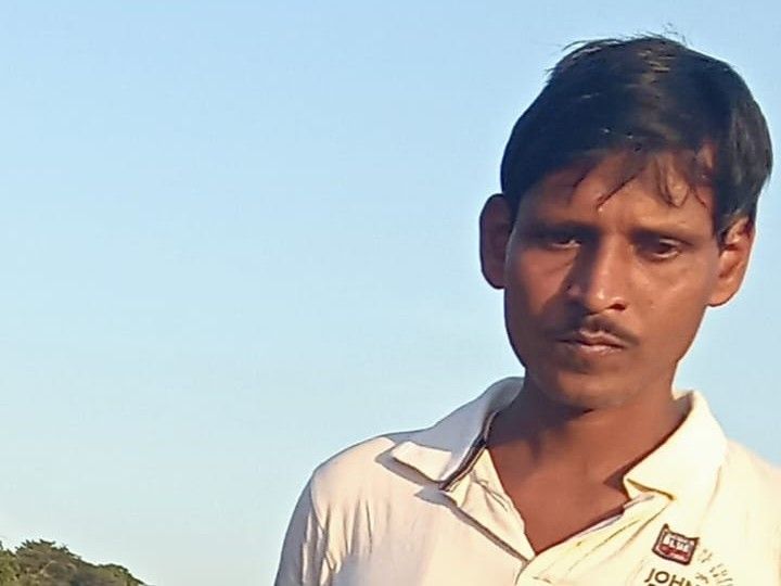 पाकुड़ के मंटू पाल की कर्नाटक में हत्या:गांव लाया गया शव, परिजनों ने बेरहमी से हत्या का आरोप लगाया; जल्द गिरफ्तारी की मांग