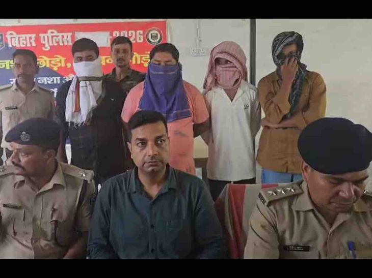 होटल में चल रहा था सेक्स रैकेट, पुलिस का छापा:मोतिहारी में विद्या राज होटल पर कार्रवाई, 3 युवक-संचालक अरेस्ट; 4 नाबालिग रेस्क्यू, बिना ID कमरे