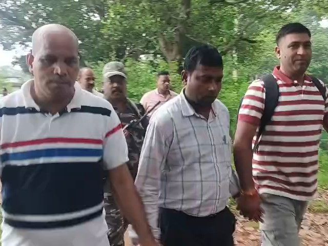 गुमला मनरेगा BPO हरीश प्रजापति रिश्वत लेते गिरफ्तार:ACB ने 6 हजार रुपए लेते रंगेहाथ पकड़ा, रांची ले जाया गया