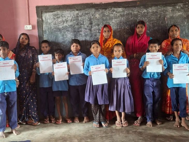 बेगूसराय के उत्क्रमित मध्य विद्यालय बरैठ में सेवा चित्र प्रतियोगिता:छात्रों ने दिखाया कला का प्रदर्शन, स्कूल-अभिभावक के समन्वय पर जोर
