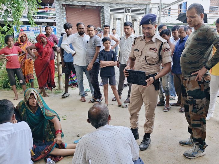 सुपौल में इलाज के दौरान बच्ची की मौत, हंगामा:क्लिनिक बंद कर डॉक्टर-स्टाफ फरार, परिजन बोले-'6,500 में उपचार का लिया था जिम्मा'