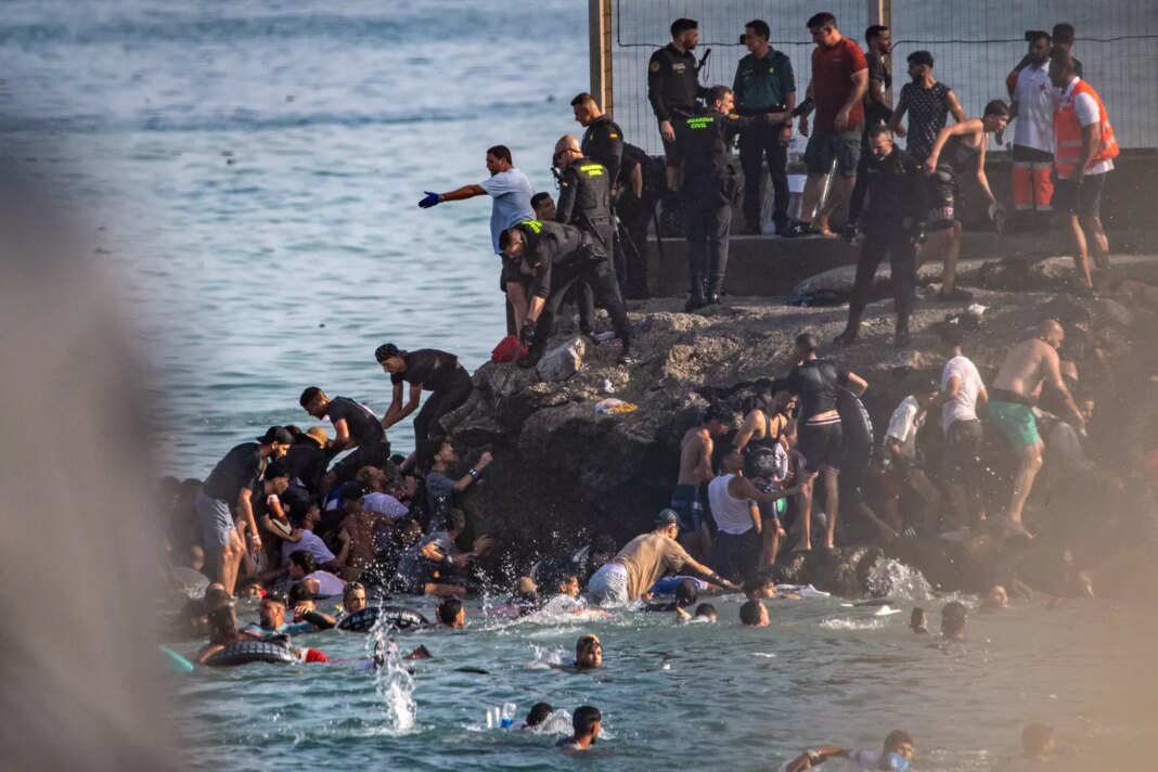 Migration Spain Ceutra 1 66 s1440x960.jpg