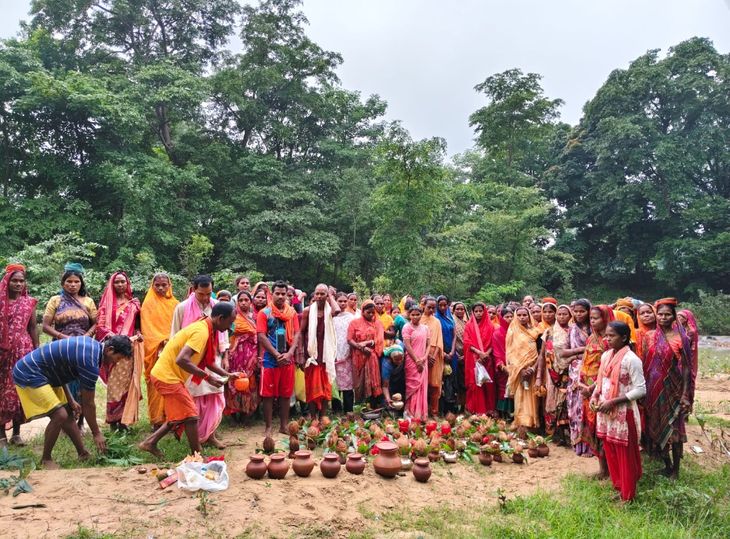धूमधाम से मनी जन्माष्टमी, मंदिरों में गूंजे नंद घर आनंद भयो के जयकारे