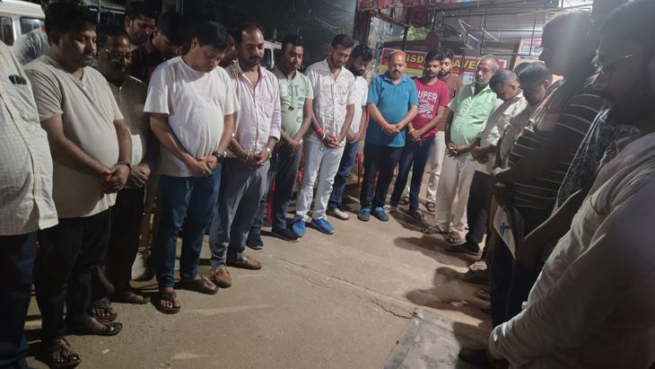 श्री शुभकामना दुर्गा पूजा समिति की बैठक संपन्न, सुमन साहू बने अध्यक्ष