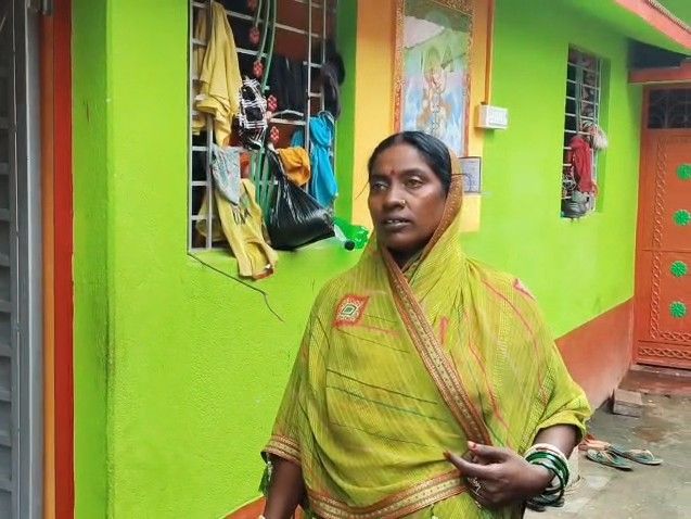 गिरिडीह में दो घरों से साढ़े चार लाख की चोरी:देवरी के जमडीहाबागी गांव में रात को वारदात, ग्रामीणों ने गश्त बढ़ाने की मांग की