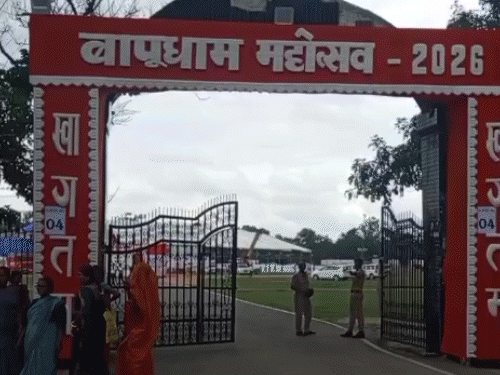 मोतिहारी महोत्सव का आज CM करेंगे उद्घाटन:300 करोड़ की योजनाओं की देंगे सौगात, बापू सभागार में लगाए गए 200 स्टॉल