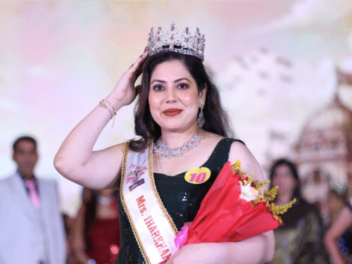 रांची के रैंप पर हुनर का जलवा:प्रिया सिंह राव बनीं मिसेज झारखंड, सृष्टि केरकेट्टा मिस झारखंड