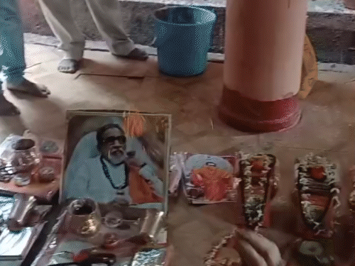 गयाजी में बाला साहेब ठाकरे का बहू ने किया पिंडदान:स्मिता ठाकरे बोलीं- माता सीता की कथा से प्रेरणा मिली; पॉलिटिकल सवाल पर कहा- नो कमेंट्स