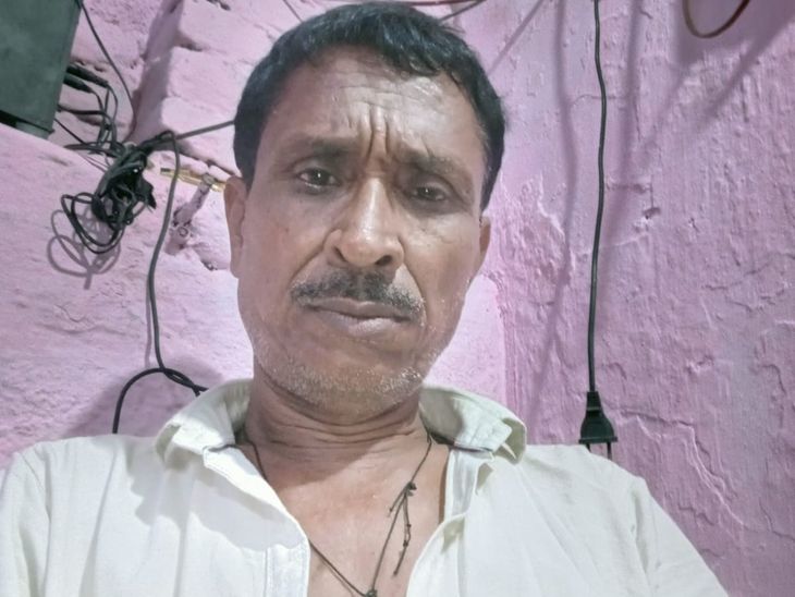 बोकारो में ऑटो को कार ने मारी टक्कर:गणेश मेला से लौटते वक्त उखरीद मोड़ के पास हुआ हादसा, चालक की मौत; 7 लोग घायल