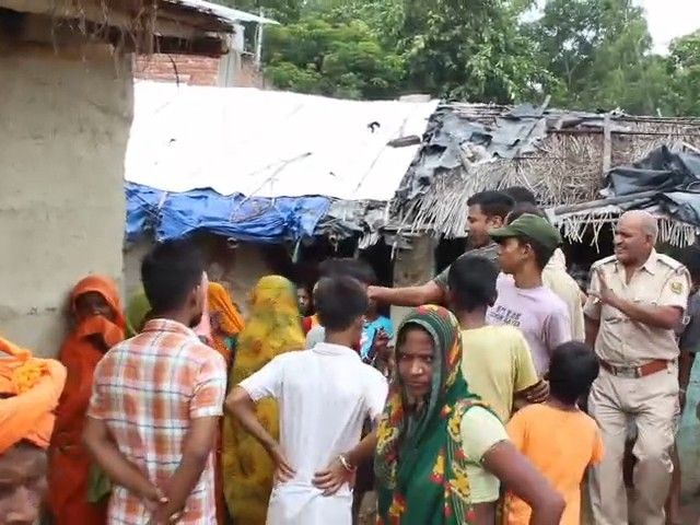 रूस से 10 दिन पहले लौटा युवक,घर में मिला शव:सीतामढ़ी में सौतेली मां बच्चे के साथ फरार, पुलिस को पोस्टमार्टम रिपोर्ट का इंतजार