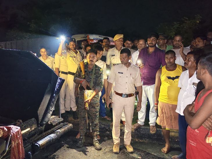 पिचिंग मशीन से टक्कर में बाइक सवार युवक की मौत:सुपौल के राघोपुर में हादसा, पुलिस ने पहुंचाया अस्पताल; ग्रामीणों ने सड़क जाम की