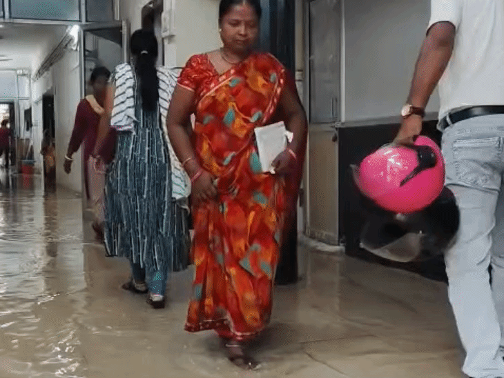Patna LNJP Hospital Building Leakage