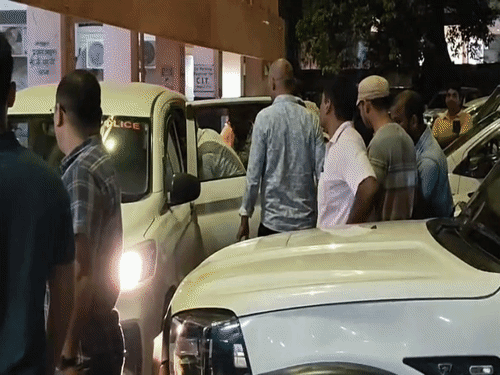 पटना में महिला आयकर अधिकारी रिश्वत लेते पकड़ी गई:12ए-80जी सर्टिफिकेट के लिए 75 हजार मांगे थे, CBI ने क्लर्क को भी दबोचा