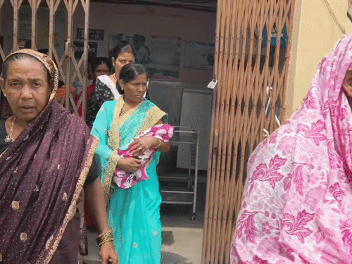 Giridih Hospital Fire | Newborns Rescued from SNCU in Chetadih