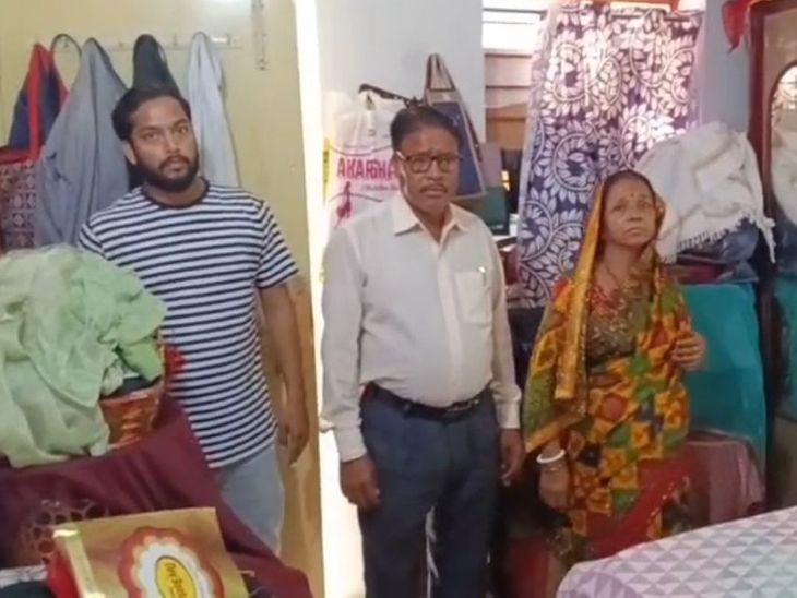 बंद क्वार्टर में 16 लाख से ज्यादा की चोरी:धनबाद से 9 लाख कैश और 7 लाख के गहने चोरी, बेटी की शादी के लिए रखे थे