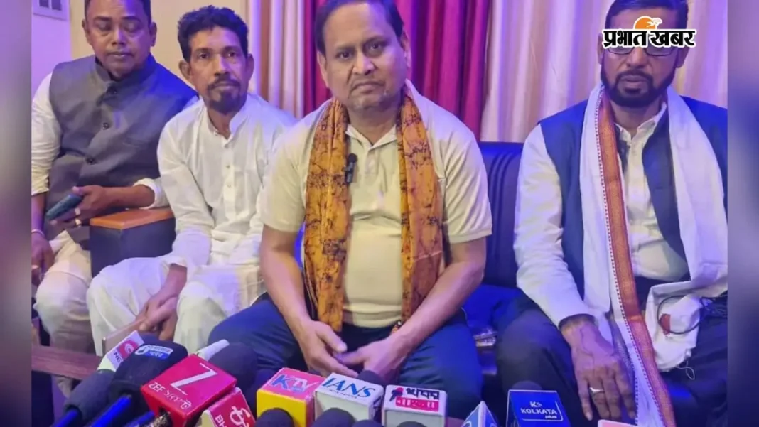 रेजिनगर उपचुनाव: पुलिस की छापेमारी से गरमाई राजनीति, एजेयूपी के 4 नेता हिरासत में