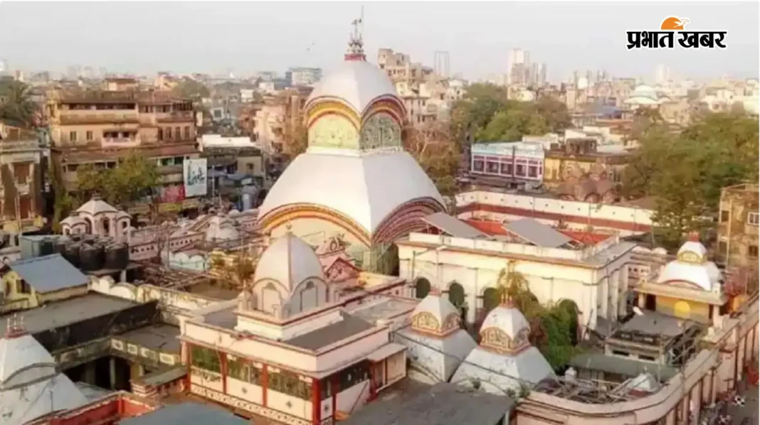 भगवान के बाद अब भगवती के घर चोरी की आशंका, 46 वर्षों से गुम है कालीघाट मंदिर के लॉकर की चाबी
