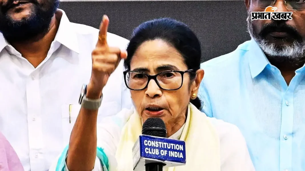 INDIA गठबंधन की बैठक : ममता बनर्जी ने दिया आंदोलन का अल्टीमेटम, ज्ञानेश कुमार को कह दिया ‘डाकू’