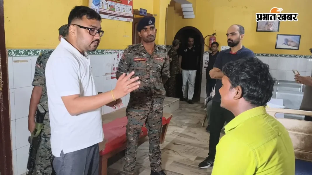 जमुई में 2 प्रसूताओं की मौत के बाद एक्शन: ड्यूटी से गायब लेडी डॉक्टर के निजी क्लीनिक पर रेड