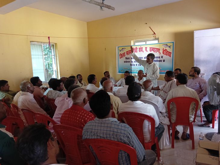 मछुआरा संघ बोला-'पुरानी बंदोबस्ती व्यवस्था बहाल हो':जलकर प्रबंधन अधिनियम के संशोधित प्रावधानों के खिलाफ उतरा मत्स्य-जीवी संघ