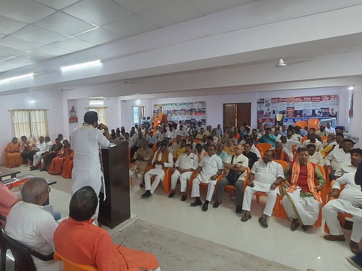 भाजपा की पदयात्रा,10 हजार से अधिक कार्यकर्ता होंगे शामिल:जनसंपर्क कार्यक्रम चलेगा, बैठक कर अभियान की बनाई रणनीति