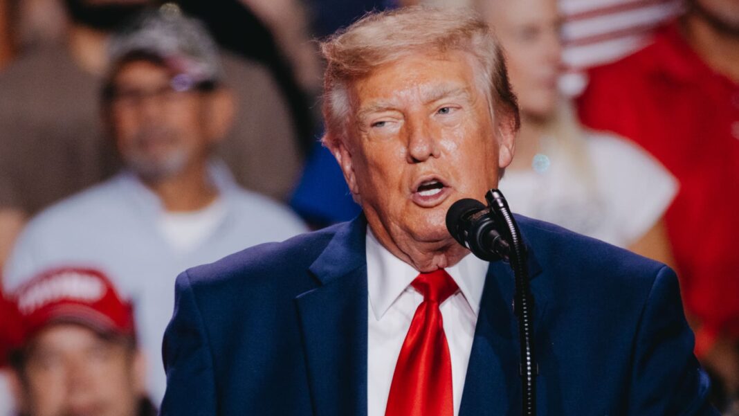 108376463 1791461958286 gettyimages 2298533849 TRUMP TEXAS.jpeg