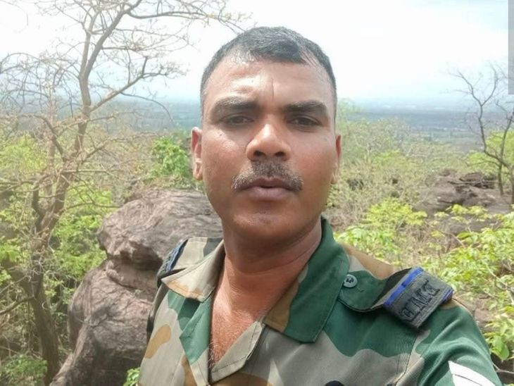 शहीद हवलदार सुनील सिंह के गेट शिलान्यास पर पत्नी बेहोश:बक्सर में 7.50 लाख की लागत से होगा निर्माण, शहीद स्मारक भी बनेगा