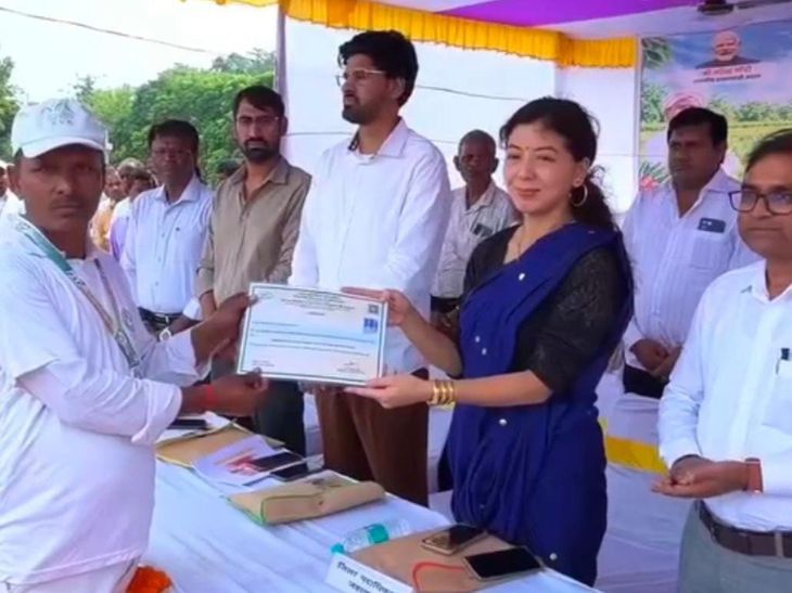जहानाबाद में किसानों के लिए 2 दिवसीय स्वरोजगार मेला शुरू:DM ने किया उद्घाटन, व्यावसायिक खेती से इनकम बढ़ाने पर फोकस