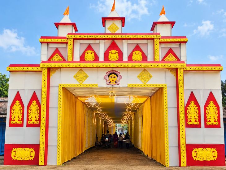 महाअष्टमी पर न्यू कॉलोनी कुर्मीडीह में श्रद्धालुओं ने की महागौरी की आराधना