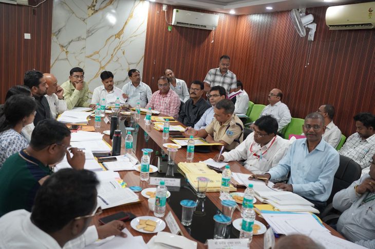 विभागों को लंबित मामलों के त्वरित निष्पादन का निर्देश, नोडल पदाधिकारी की प्रतिनियुक्ति पर जोर
