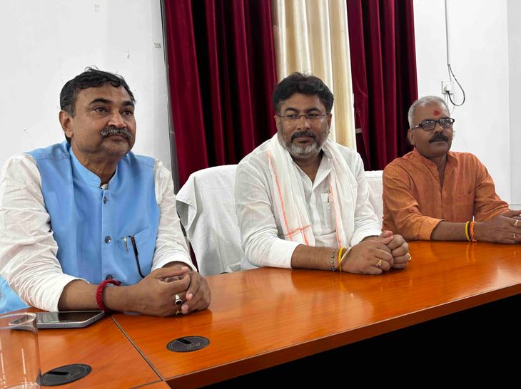मोतिहारी में बाढ़ प्रभावित परिवारों को मिलेंगे ₹7 हजार:विधायक बोले- CM ने 2 बार फोन कर ली जानकारी, तेजस्वी पर साधा निशाना