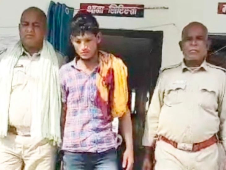 बाइक से युवती को लेकर भाग रहा था शादीशुदा प्रेमी:शेखपुरा पुलिस ने रास्ते में पकड़ा, डेढ़ साल के प्रेम का खुला राज