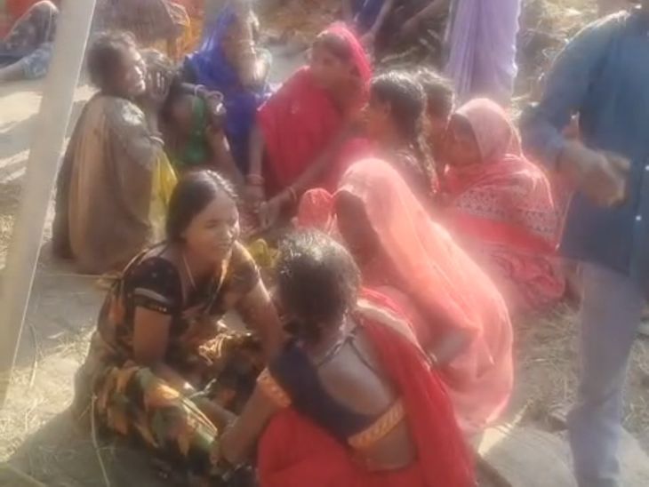 पलामू में भूत-प्रेत के शक में बुजुर्ग की हत्या:युवक की मौत के बाद अंधविश्वास में बुजुर्ग को मारा, टांगी से काटा, बहू-बेटी जान बचाकर भागीं