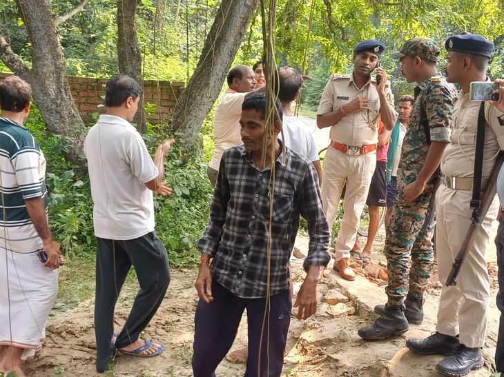 13 डिसमिल जमीन को लेकर 2 पक्षों में तनाव:मुंगेर में पुलिस की नजर, ग्रामीणों ने शांति बनाए रखने की अपील की