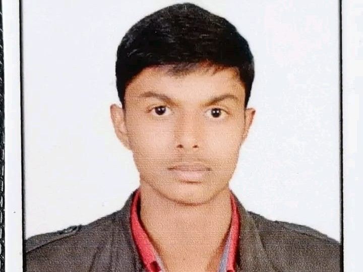 चंडीगढ़ में तेज रफ्तार ट्रक ने MBA छात्र को रौंदा:किशनगंज के मयंक की हुई मौत, शिक्षक माता-पिता का इकलौता बेटा था