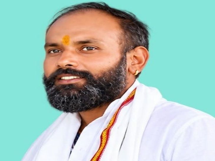 छठ घाटों की तैयारी के लिए DM को लेटर:बेतिया में पंचायतवार सूची, सफाई, मरम्मत और रोशनी की व्यवस्था कराने की मांग
