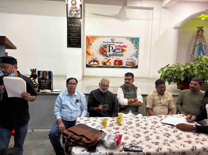 मोतिहारी में नाना पाटेकर के निधन पर शोक सभा:वक्ता बोले – नाना पाटेकर सिर्फ अभिनेता नहीं, बल्कि अभिनय की पाठशाला थे