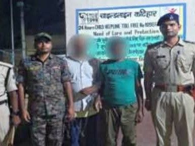 कटिहार में गुड्डू अंसारी हत्याकांड के 2 मुख्य शूटर गिरफ्तार:वारदात में इस्तेमाल हथियार भी बरामद, 5 आरोपी पहले ही जा चुके हैं जेल