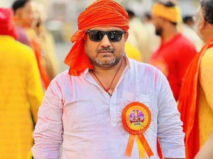 BJP-नेता रिंकू पाठक के 3 ठिकानों पर EOU की रेड:आय से अधिक संपत्ति मामले में कार्रवाई, केसरिया नगर परिषद की चेयरमैन है पत्नी